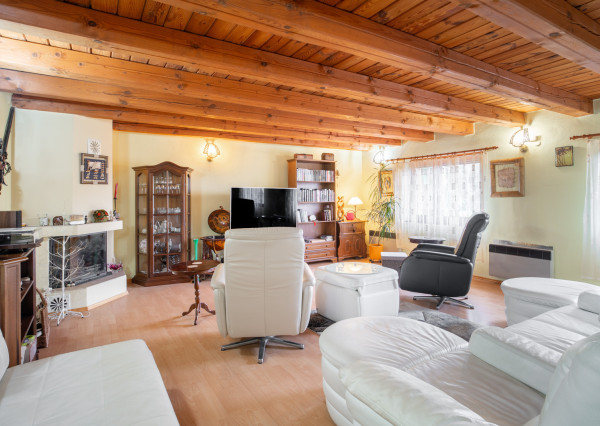 Na predaj príjemný rodinný dom priamo pod lesom v Záhorskej Bystrici