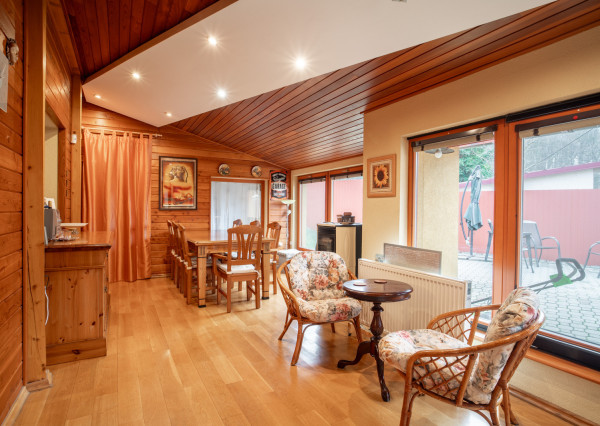 Na predaj príjemný rodinný dom priamo pod lesom v Záhorskej Bystrici