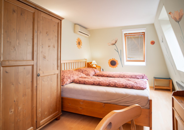 Na predaj príjemný rodinný dom priamo pod lesom v Záhorskej Bystrici