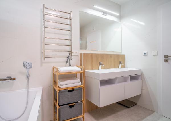 Na prenájom nový, vkusne zariadený 4-izbový rodinný dom v Alžbetinom Dvore