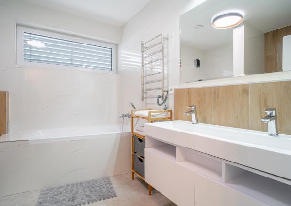 Na prenájom nový, vkusne zariadený 4-izbový rodinný dom v Alžbetinom Dvore