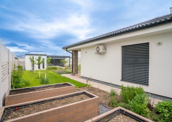 Na prenájom nový, vkusne zariadený 4-izbový rodinný dom v Alžbetinom Dvore