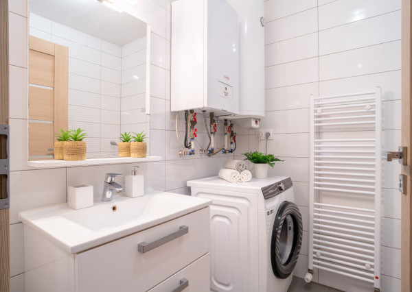 REZERVOVANÉ: Na predaj priestranný 3-izbový byt na Slávičej ulici v Senci