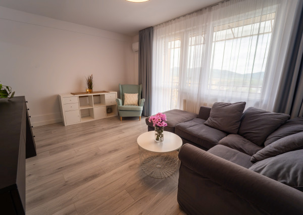 Na prenájom 2-izbový byt s balkónom v Trenčíne na Šafárikovej ulici