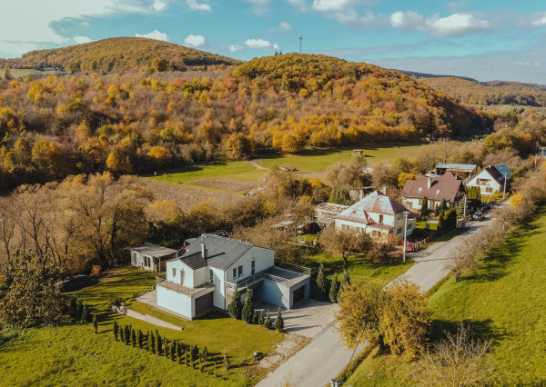 Na predaj 5-izbový dom v lokalite Melčice-Lieskové, časť Dolina