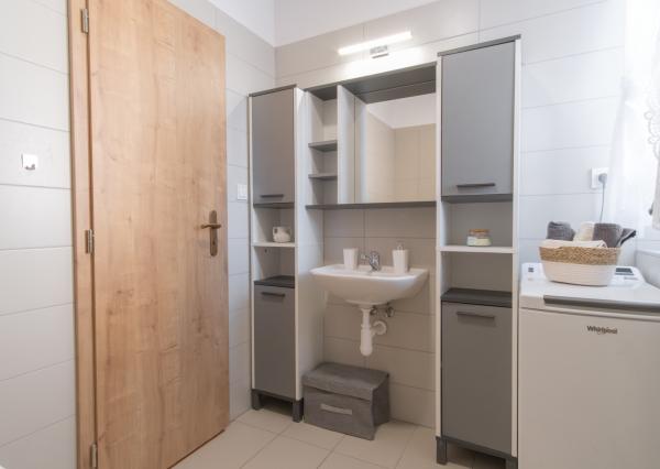 REZERVOVANÉ: Na predaj 1-izbový byt s parkovacím miestom v Poprade