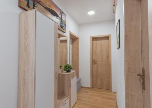 REZERVOVANÉ: Na predaj 1-izbový byt s parkovacím miestom v Poprade