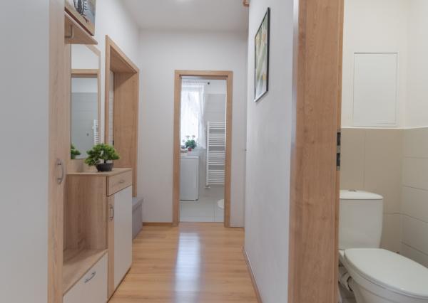 REZERVOVANÉ: Na predaj 1-izbový byt s parkovacím miestom v Poprade