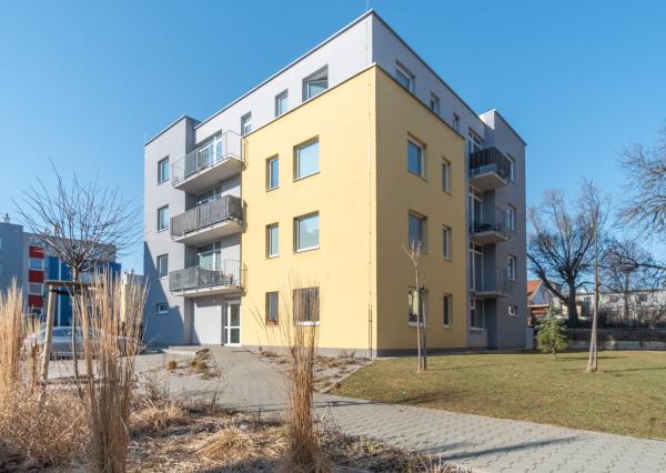 REZERVOVANÉ: Na predaj 1-izbový byt s parkovacím miestom v Poprade