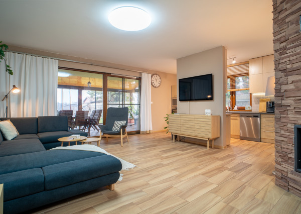 Na predaj priestranný rodinný dom v Oľdzi