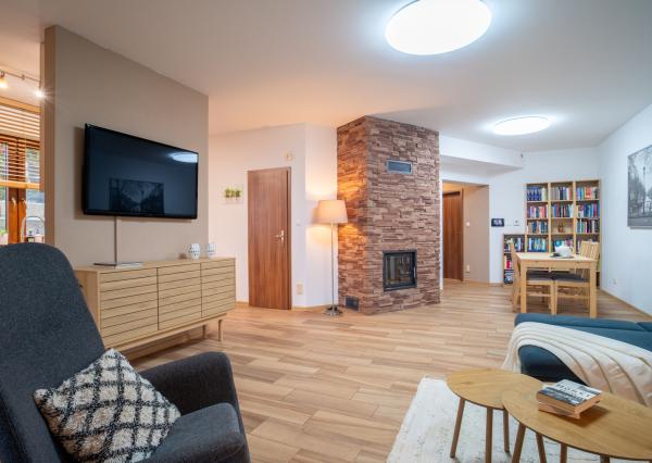 Na predaj priestranný rodinný dom v Oľdzi