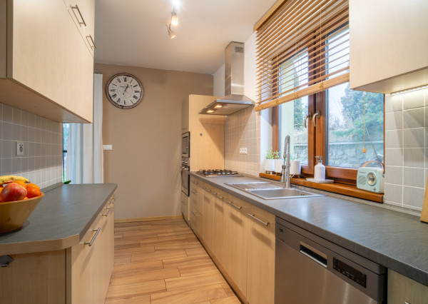 Na predaj priestranný rodinný dom v Oľdzi