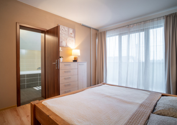 Na predaj priestranný rodinný dom v Oľdzi