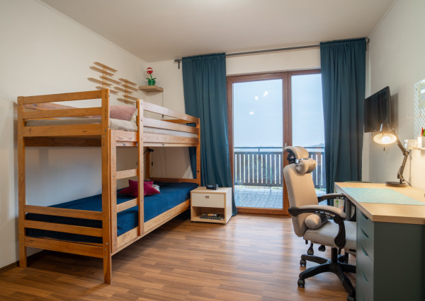 Na predaj priestranný rodinný dom v Oľdzi