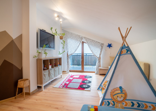 Na predaj priestranný rodinný dom v Oľdzi