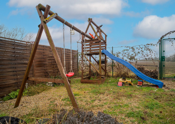 Na predaj priestranný rodinný dom v Oľdzi