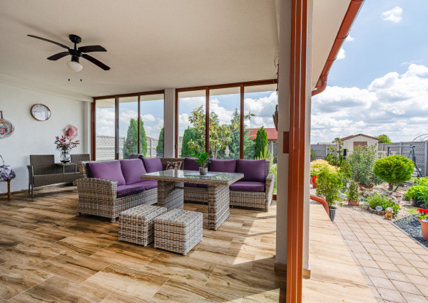 Na predaj priestranný 4-izbový rodinný dom v obci Vieska