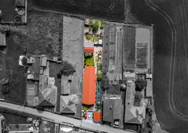 Na predaj priestranný 4-izbový rodinný dom v obci Vieska