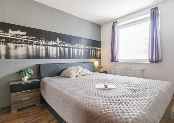 Na prenájom zariadený 2-izbový byt v Podunajských Biskupiciach