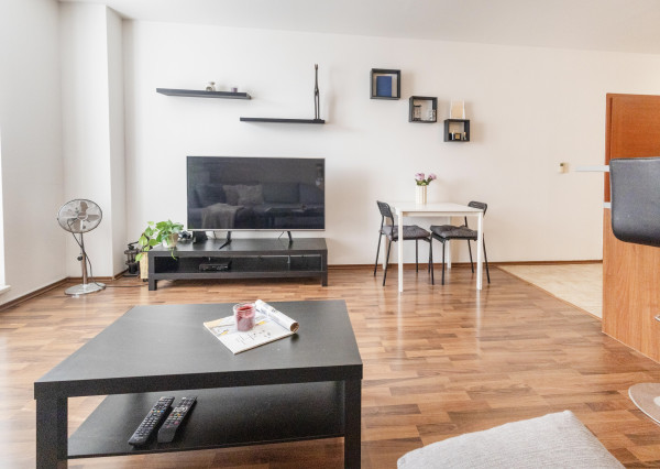 Na prenájom zariadený 2-izbový byt v Podunajských Biskupiciach