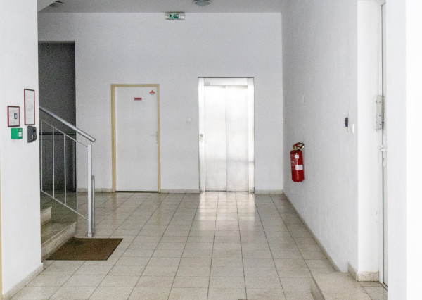 Na prenájom zariadený 2-izbový byt v Podunajských Biskupiciach