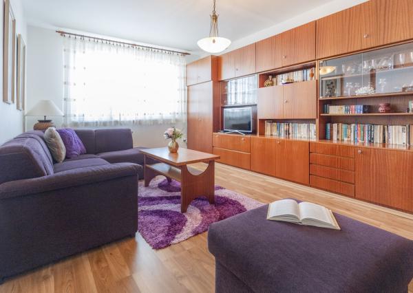 Na predaj 3-izbový byt v Bratislave-Podunajské Biskupice