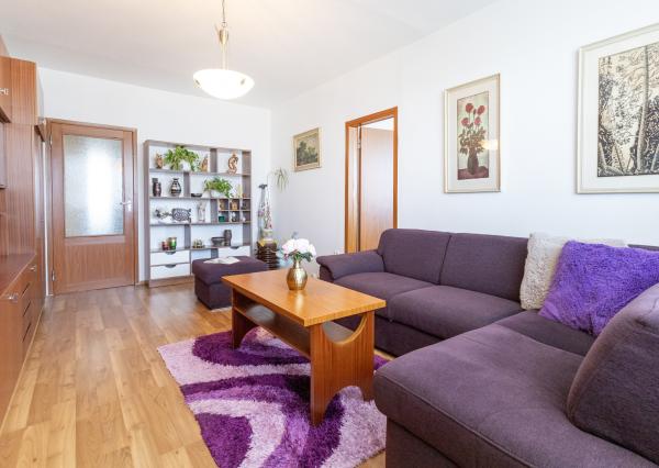 Na predaj 3-izbový byt v Bratislave-Podunajské Biskupice