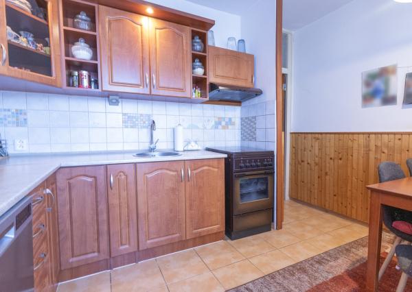 Na predaj 3-izbový byt v Bratislave-Podunajské Biskupice