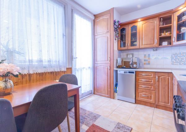 Na predaj 3-izbový byt v Bratislave-Podunajské Biskupice