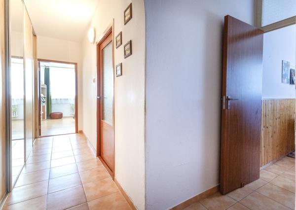 Na predaj 3-izbový byt v Bratislave-Podunajské Biskupice