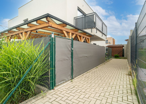 REZERVOVANÉ: Na predaj moderný 2-izbový byt v Kostolišti