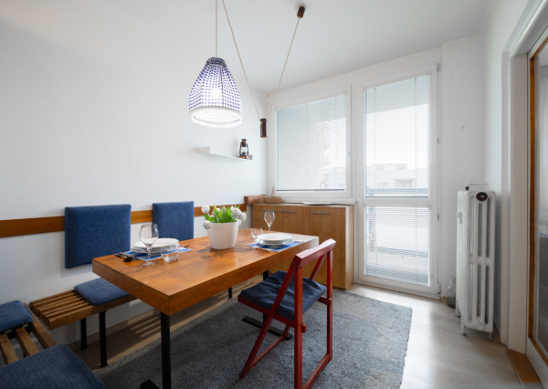 Na predaj štýlový 3-izbový byt v centre Starej Turej