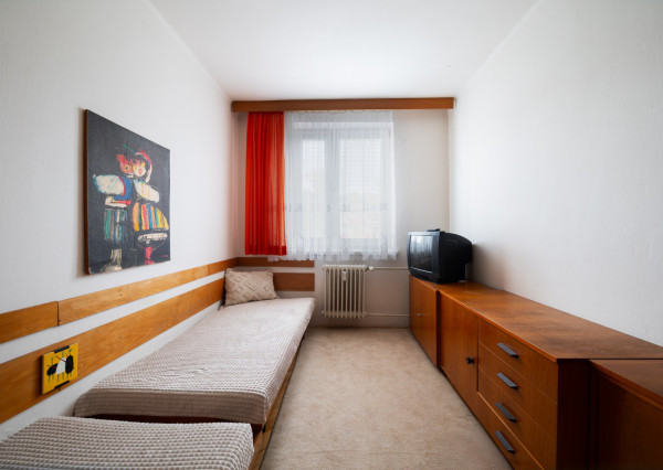 Na predaj štýlový 3-izbový byt v centre Starej Turej