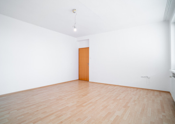 Na prenájom 5-izbový rodinný dom s udržiavanou záhradou v bratislavskej časti Kramáre