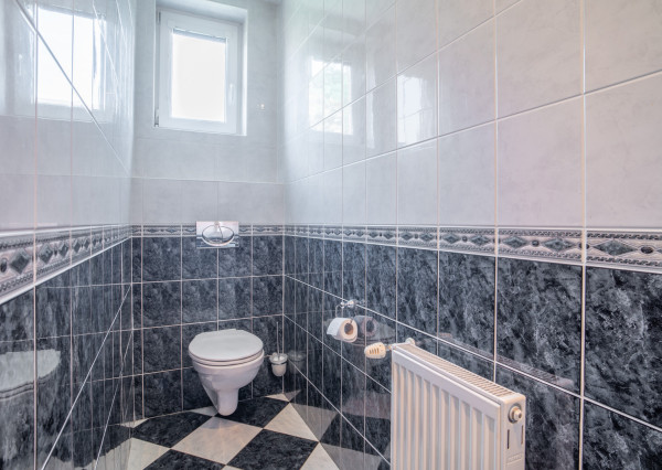 Na prenájom 5-izbový rodinný dom s udržiavanou záhradou v bratislavskej časti Kramáre