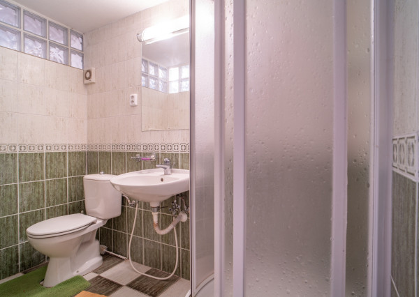 Na prenájom 5-izbový rodinný dom s udržiavanou záhradou v bratislavskej časti Kramáre