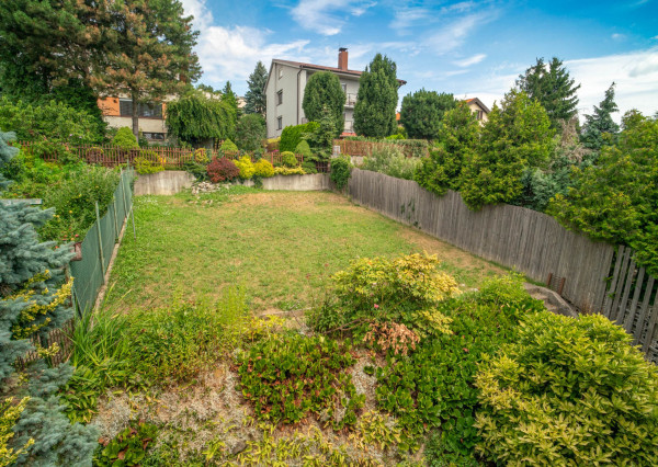 Na prenájom 5-izbový rodinný dom s udržiavanou záhradou v bratislavskej časti Kramáre