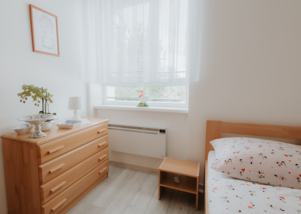 Na predaj kompletne zrekonštruovaný 2-izbový byt v Kotešovej