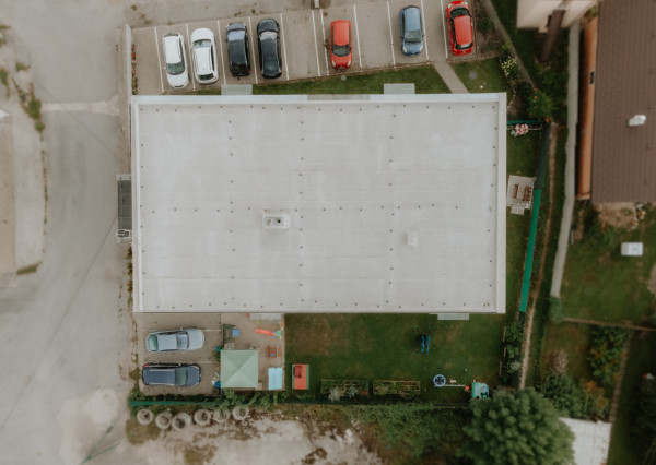 Na predaj kompletne zrekonštruovaný 2-izbový byt v Kotešovej