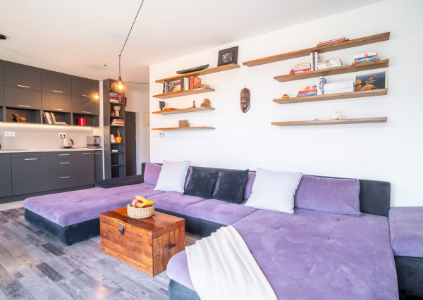 REZERVOVANÉ: Na predaj 3-izbový byt s parkovacím státím v Rajke