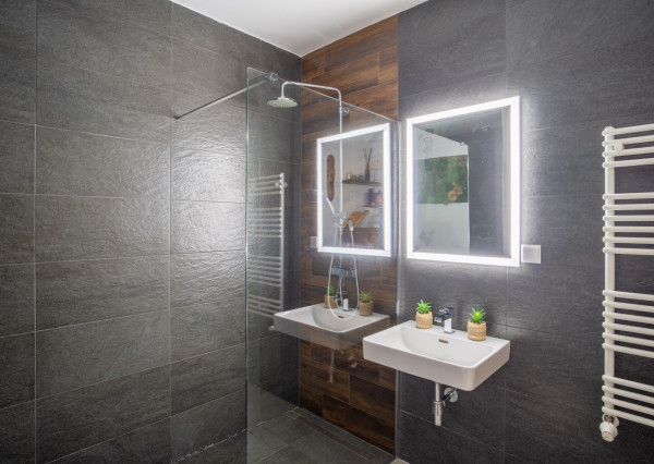 REZERVOVANÉ: Na predaj 3-izbový byt s parkovacím státím v Rajke