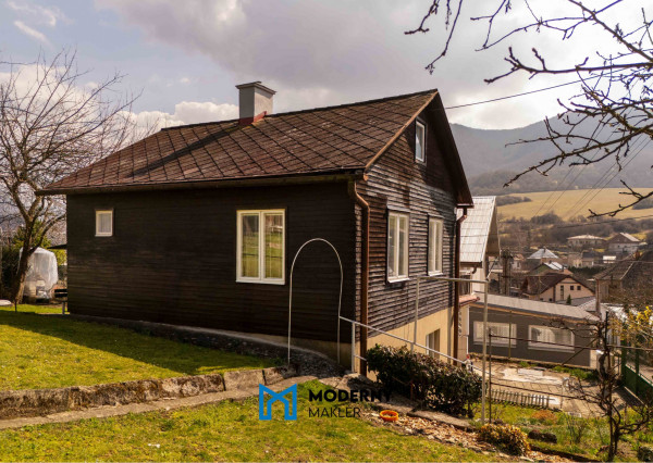 REZERVOVANÉ: Na predaj kompletne zariadený rodinný dom v obci Omšenie