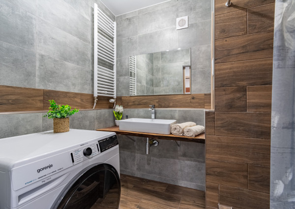 Na predaj kompletne zariadený 3,5-izbový byt v Dolnej Strede