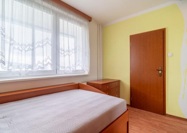 Na predaj slnečný 3-izbový byt s priestrannou loggiou v Bratislave