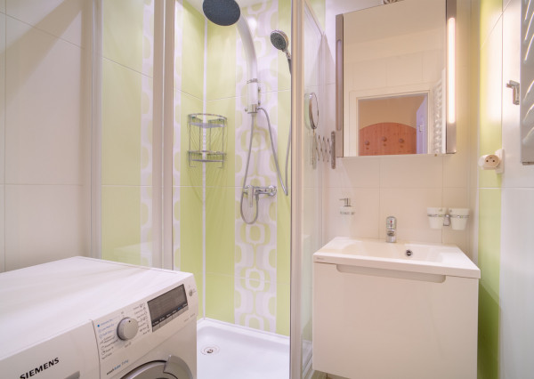 Na predaj slnečný 3-izbový byt s priestrannou loggiou v Bratislave