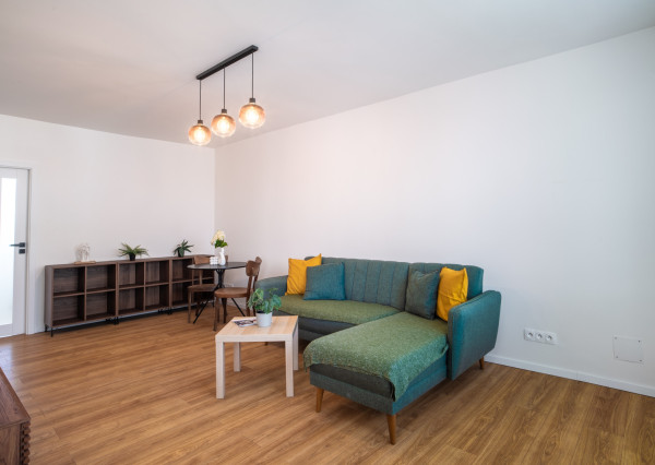 Na prenájom pekný 3-izbový byt v centre mesta Malacky