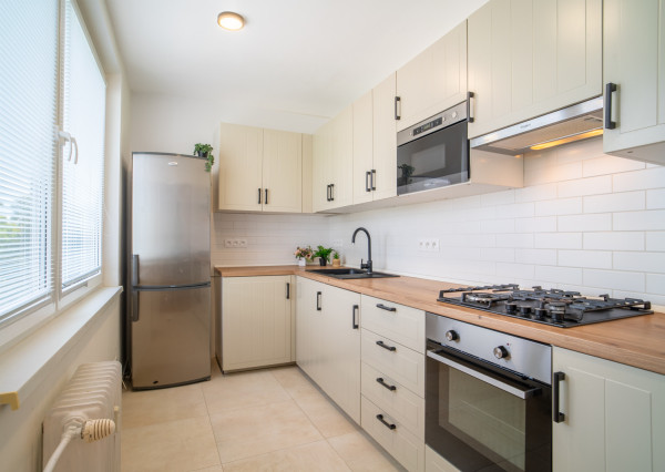 Na prenájom pekný 3-izbový byt v centre mesta Malacky