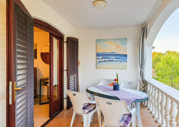 Na predaj 3-izbový apartmán na ostrove Vir v Chorvátsku