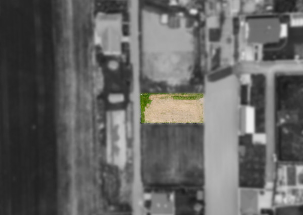 Na predaj pozemok s potenciálom výstavby v obci Horné Janíky