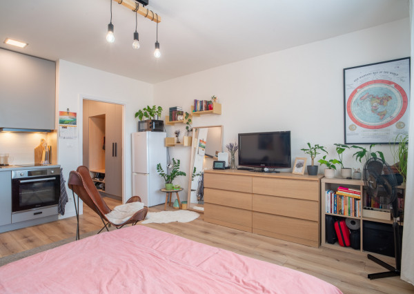 Na predaj 1-izbový byt v Bratislave na Hraničnej ulici